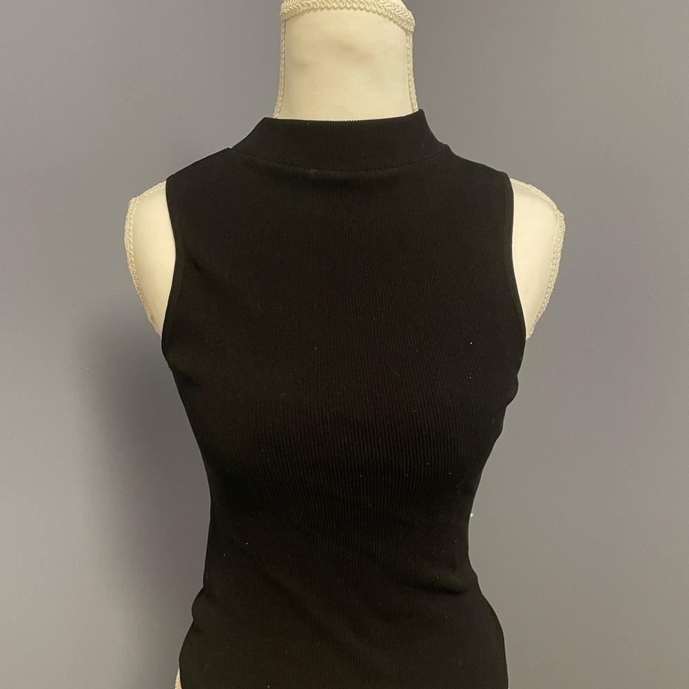 Elegant Black Sleeveless Top